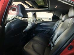 تۆیۆتا کامری